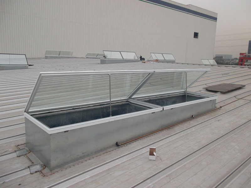 電動采光排煙天窗